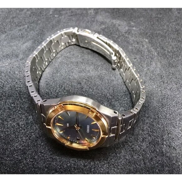 Ladies Seiko 7N82-6F50 Two Tone MOP Calendar Dial Quartz Watch New Battery main image 9